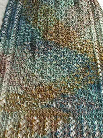 Reversible Lace Cables Scarf